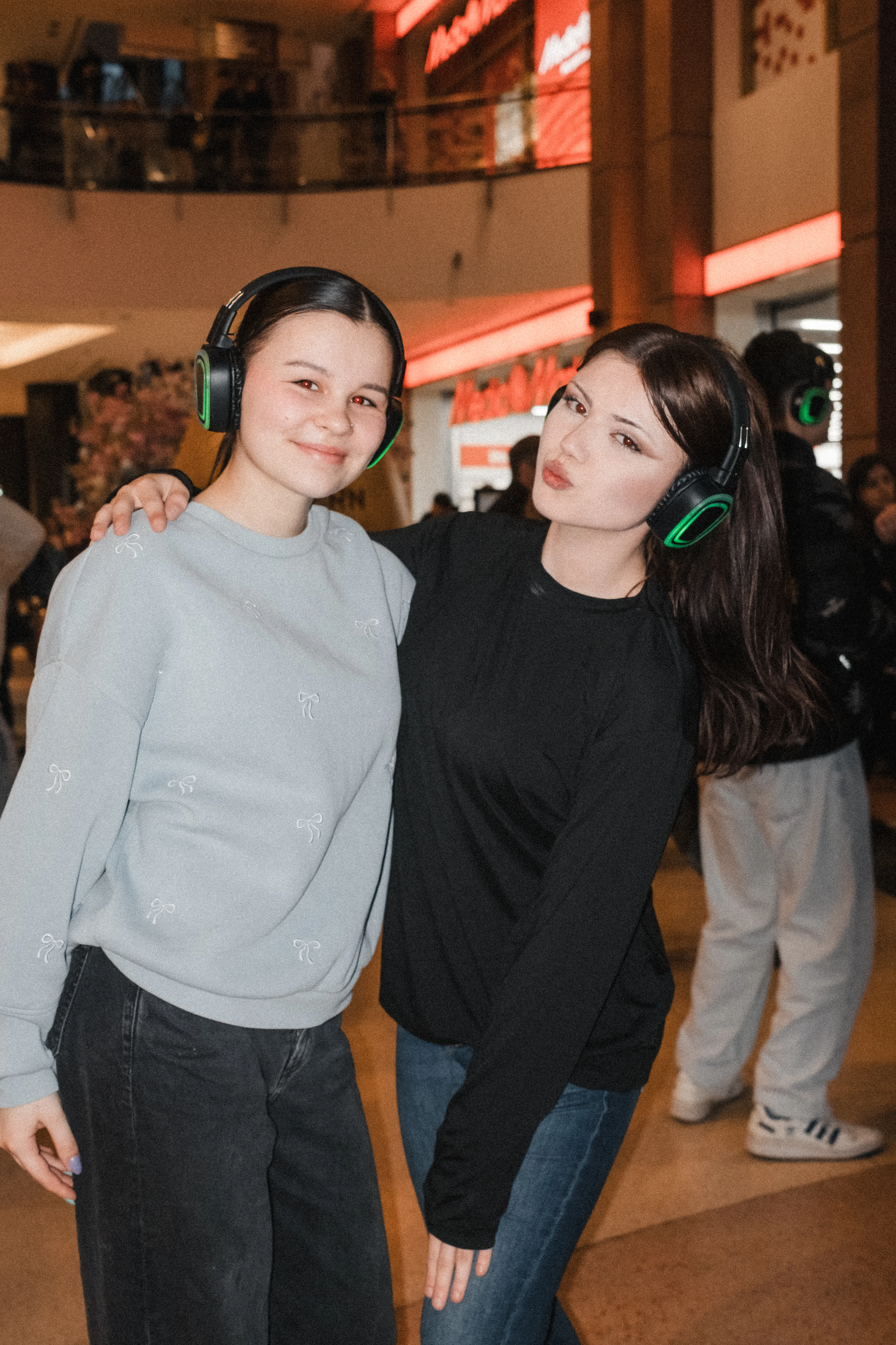 OFFSIDE belebt eine urbane Fläche mit Silent Disco